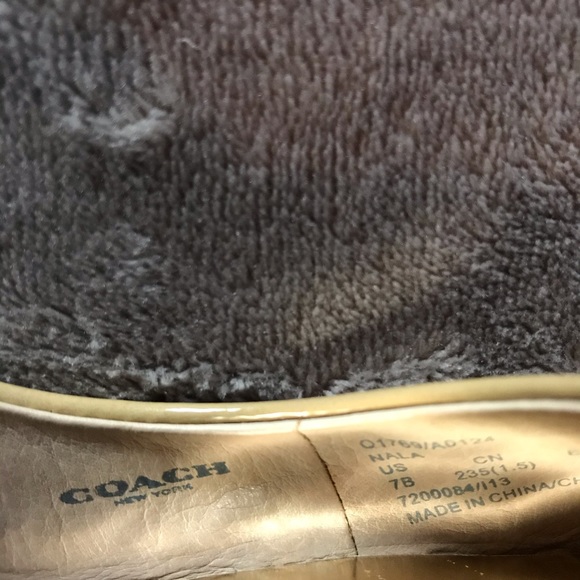 COACH leather patent pumps - Almond Toe - Picture 6 of 7